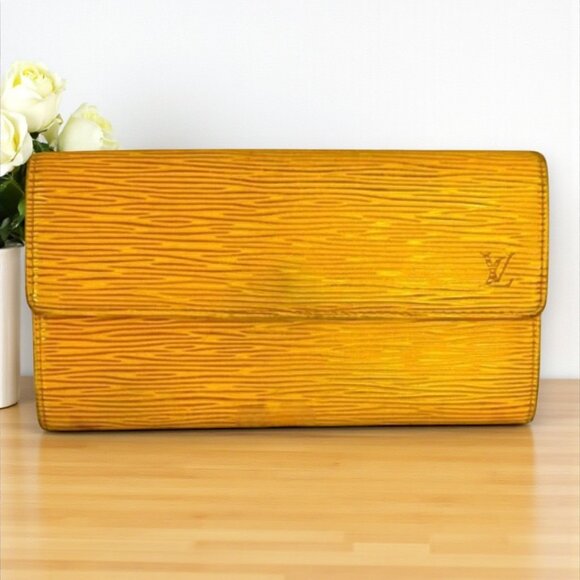 Louis Vuitton EPI Leather Porte Tresor International Tassel Yellow Wallet w/COA - Picture 1 of 10